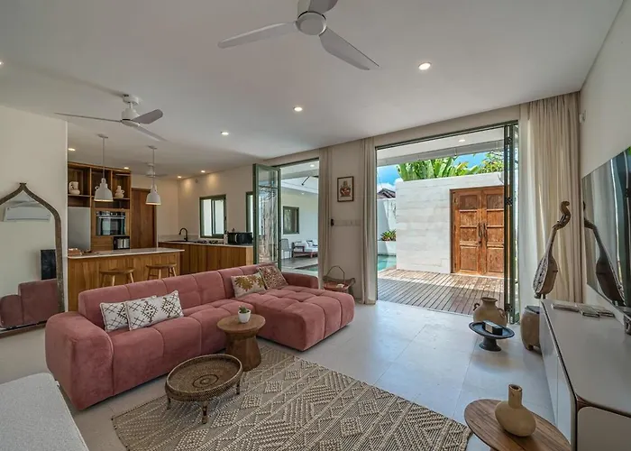 Villa Boutique 4br With Private Pool & Balcony