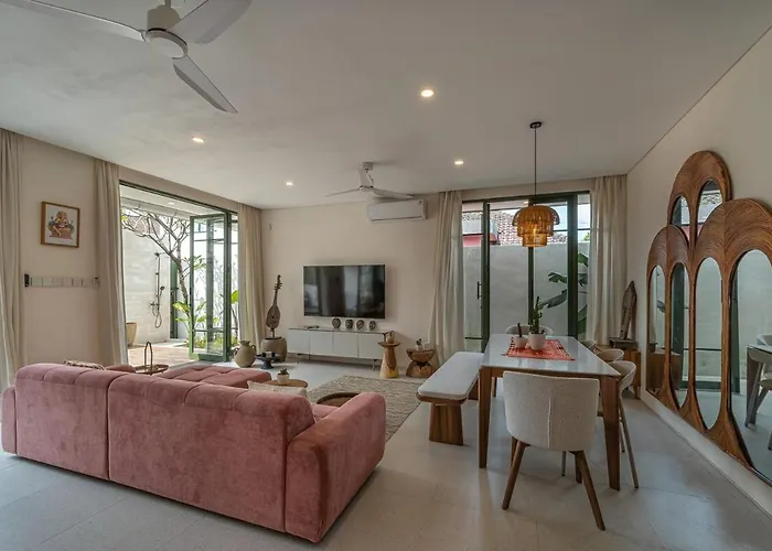 Boutique 4br With Private Pool & Balcony 别墅 Dalung (Bali)